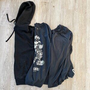 Unisex Bundle of 3 Shirts - L